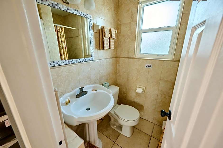 Camelot Beach Suites