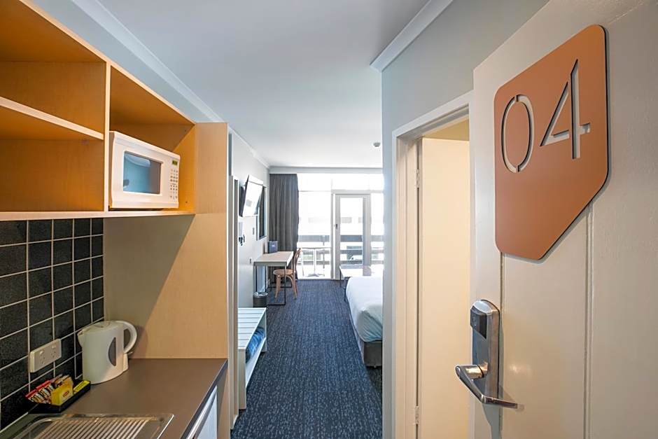 Nightcap at Watermark Glenelg