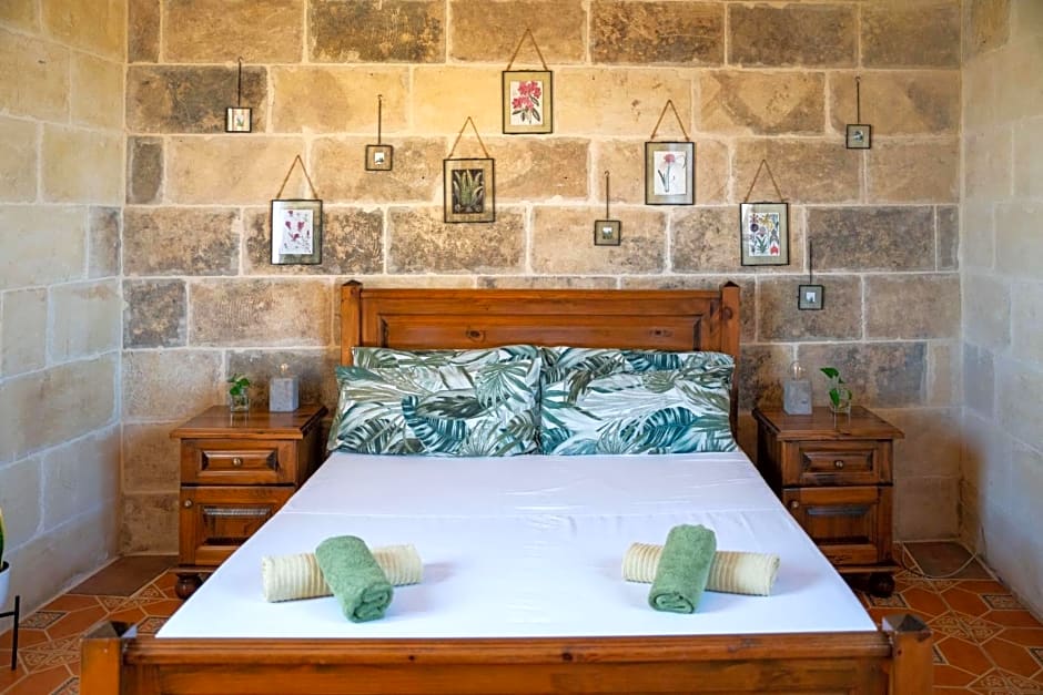 Laremi Gozo B&B