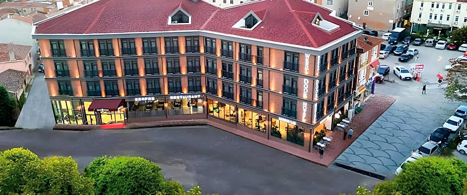 Westdoor Hotel