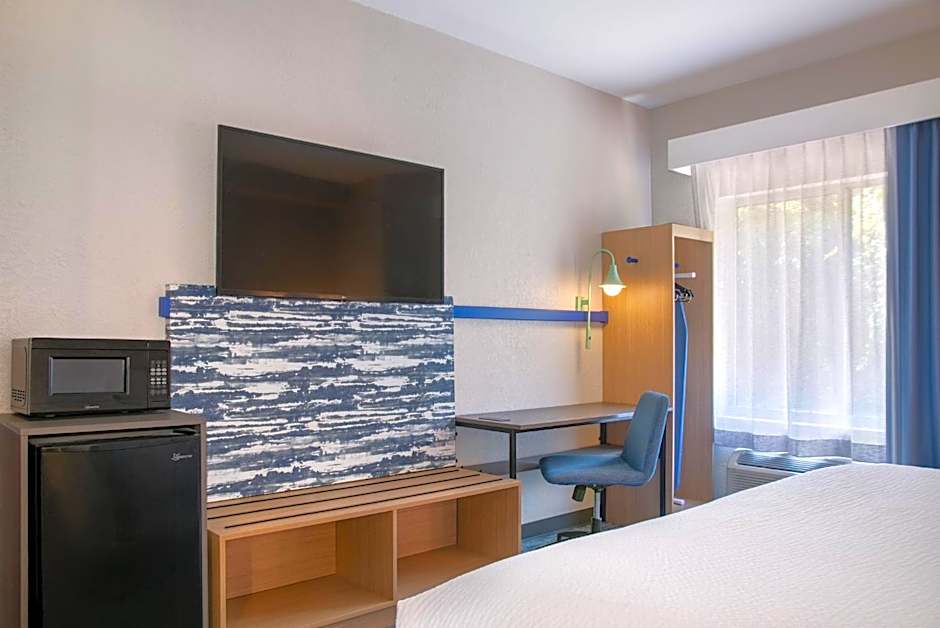 Garner Hotel Sumter Northwest By IHG