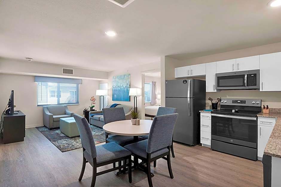 WaterWalk Extended Stay by Wyndham Charlotte - Arrowood