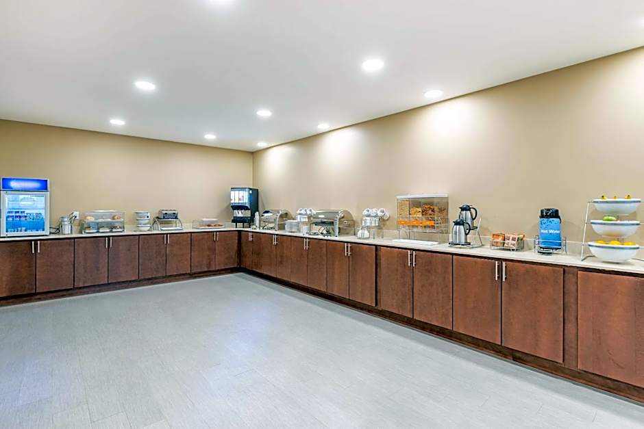 Comfort Inn & Suites