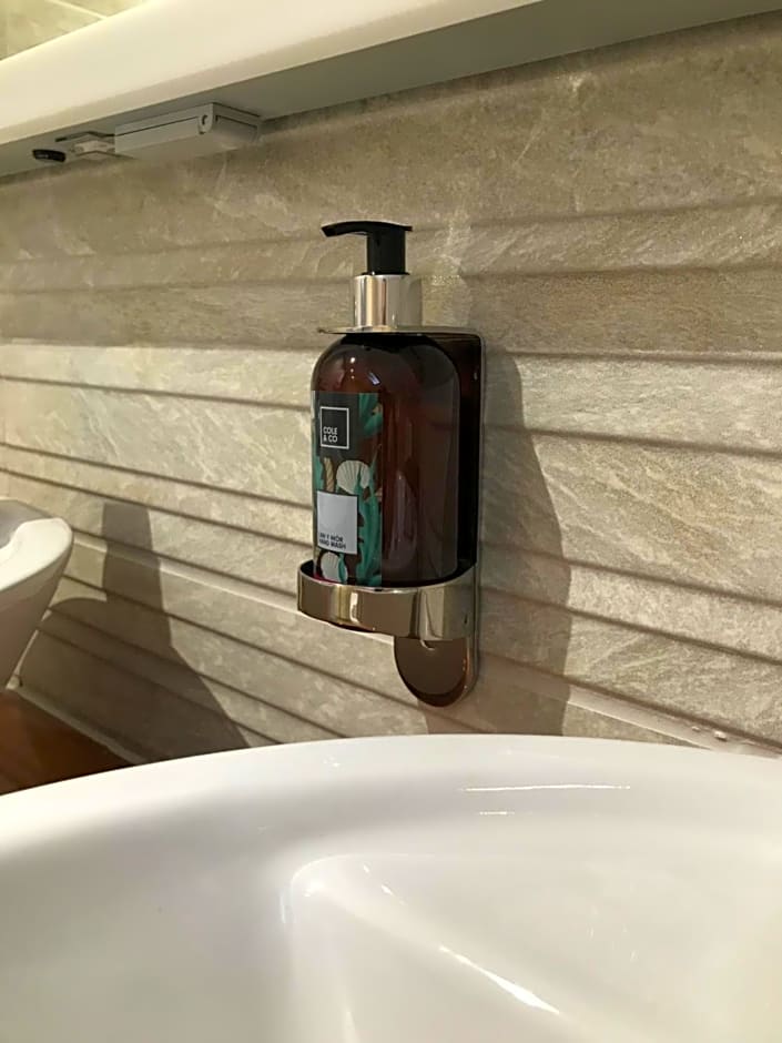 Lon y Traeth Bed & Breakfast