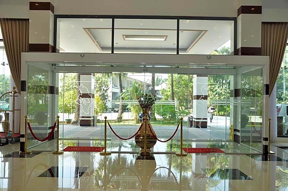 Myanmar Life Hotel