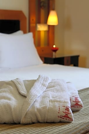 Suite With Romantic Package