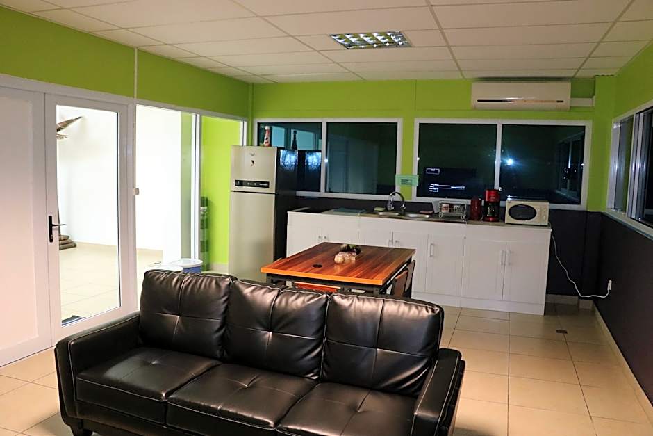 Mahana Lodge Hostel & Backpacker