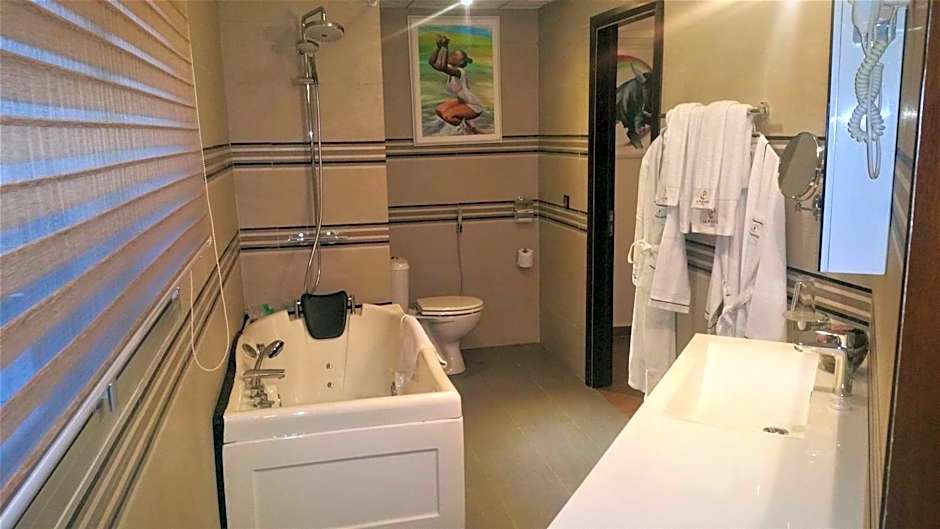 Hotel Résidence La Falaise