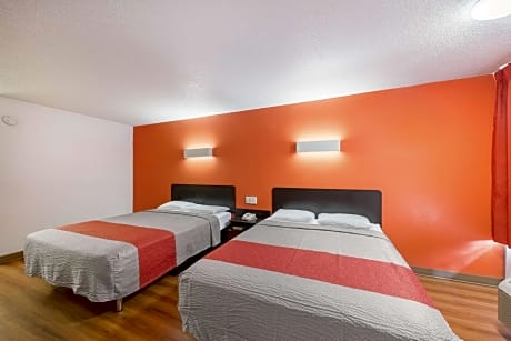 Queen Room with Two Queen Beds - Non-Smoking