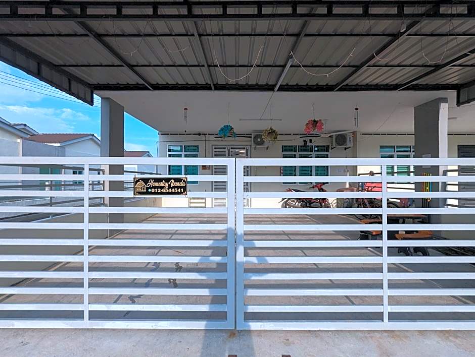 HOMESTAY IBUNDA Sabak Bernam