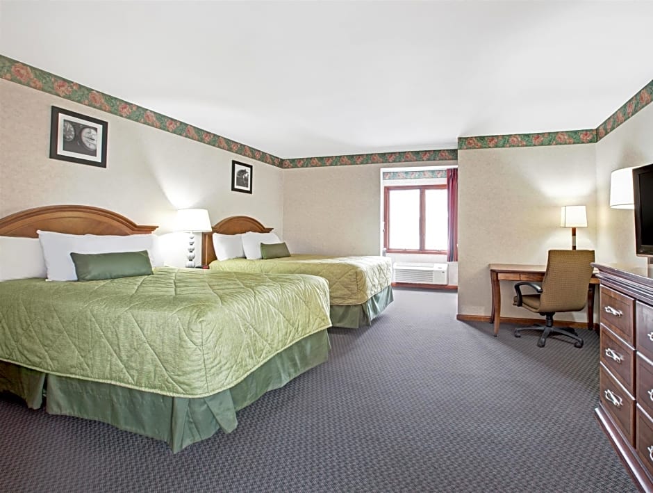 Photo 1 of 2 of Efficiency 2 Double Beds