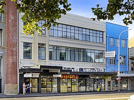 Breakfree on Broadway Sydney