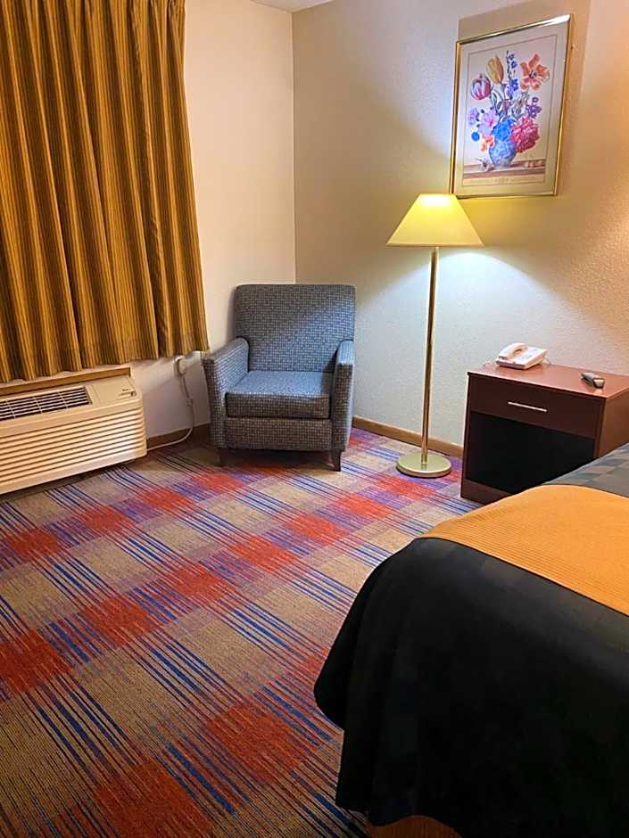 Americas Best Value Inn Champaign
