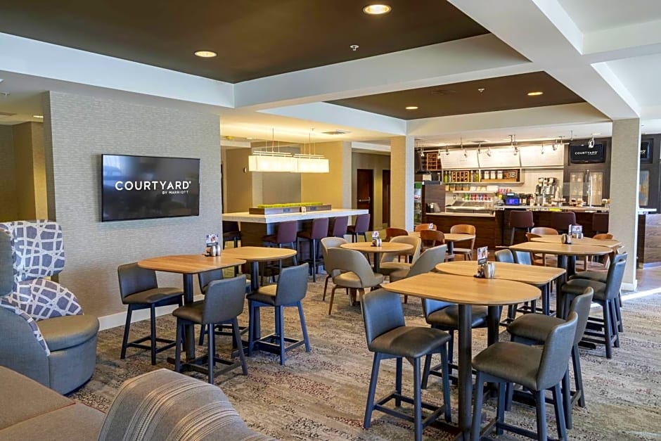 Courtyard by Marriott Cleveland Willoughby
