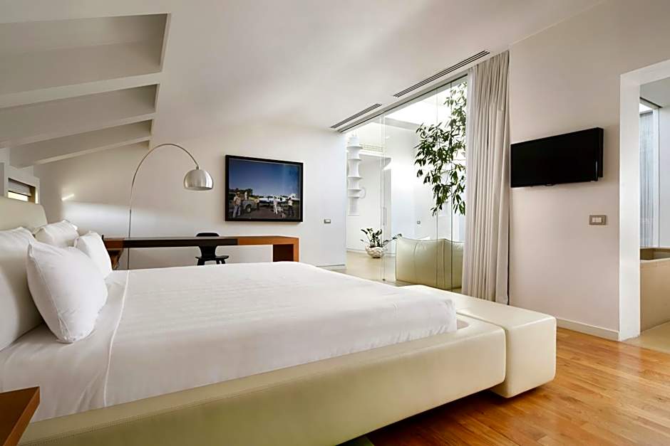 Palazzo Montemartini Rome, A Radisson Collection Hotel