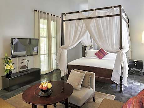 Garden King Suite