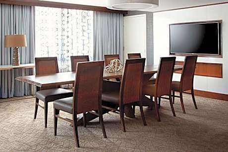 Concierge lounge access, Presidential Suite, 1 King, Sofa bed