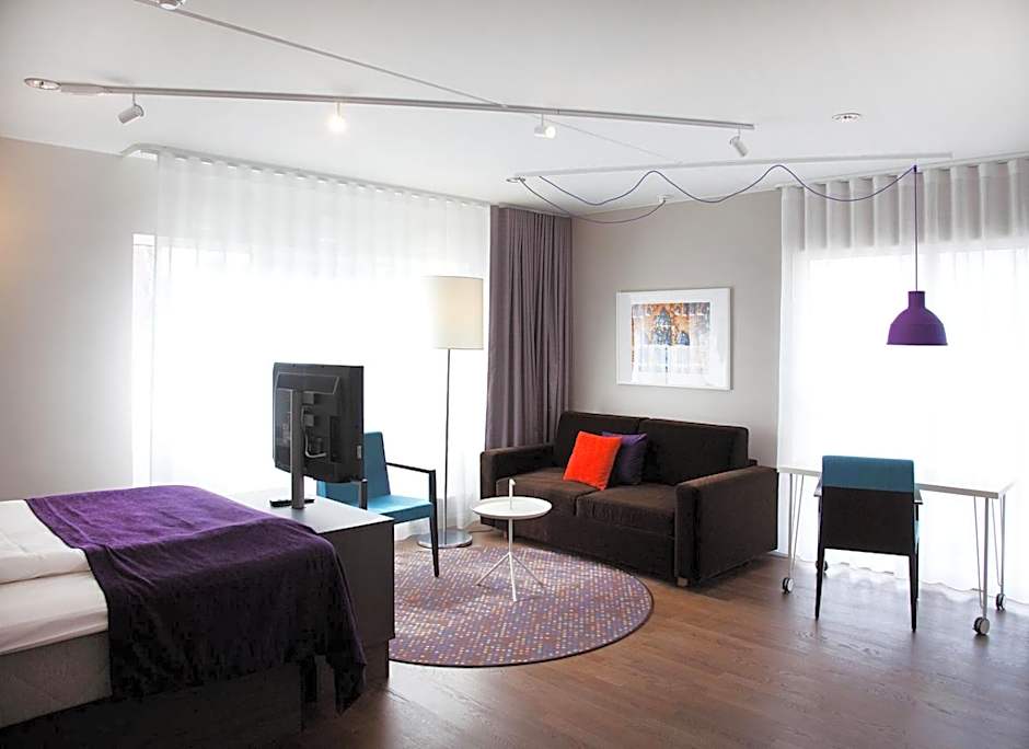 Photo 1 of 16 of Quadruple Room
