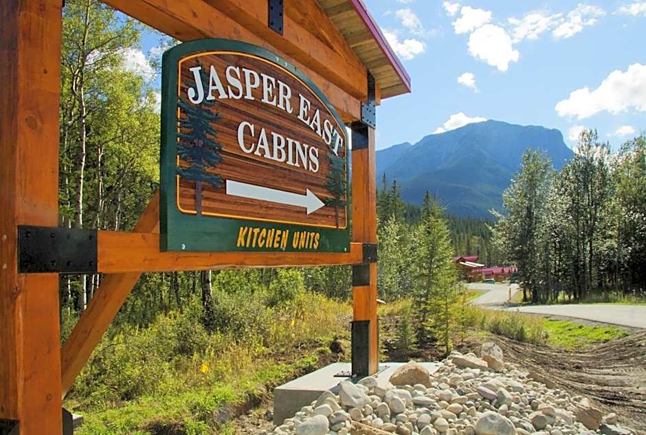 Jasper East Cabins