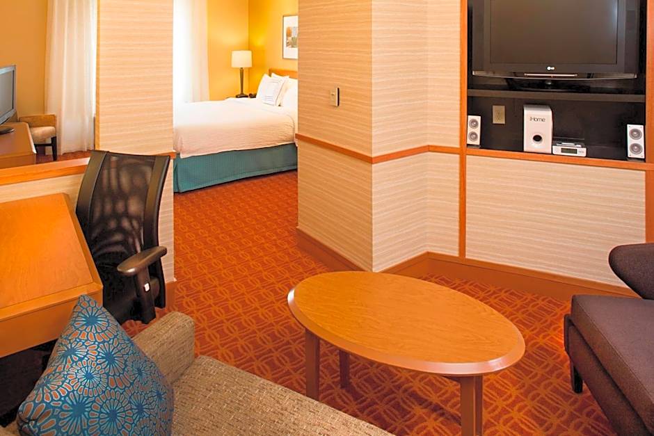 Fairfield Inn & Suites by Marriott Atlanta McDonough