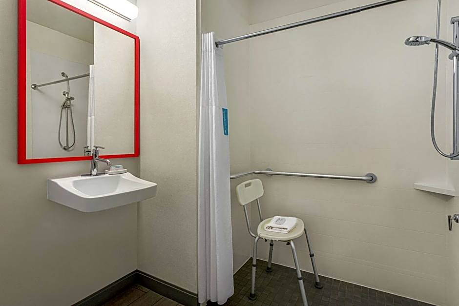 Hampton Inn By Hilton Kansas City/Blue Springs