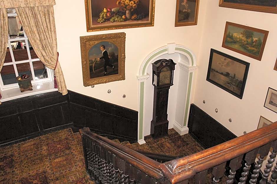 Mangreen Country House