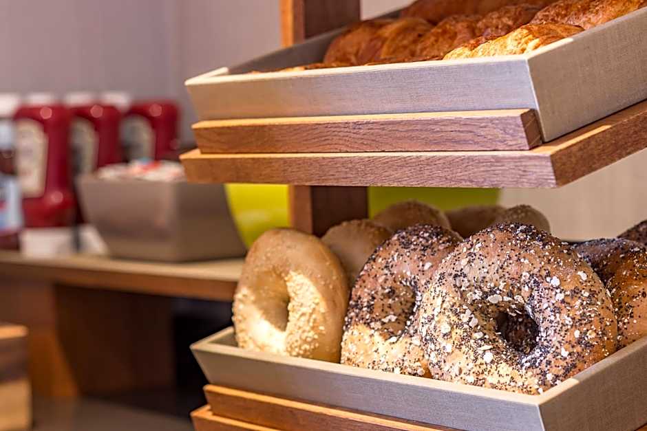 Thistle Express Luton