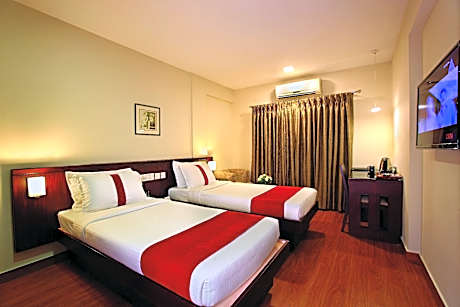Deluxe Suite with Early Check-in/Late Check-out available