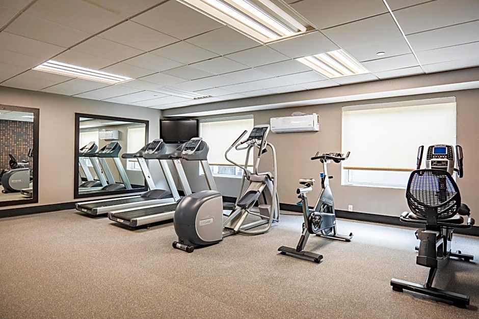 La Quinta Inn & Suites by Wyndham Danbury