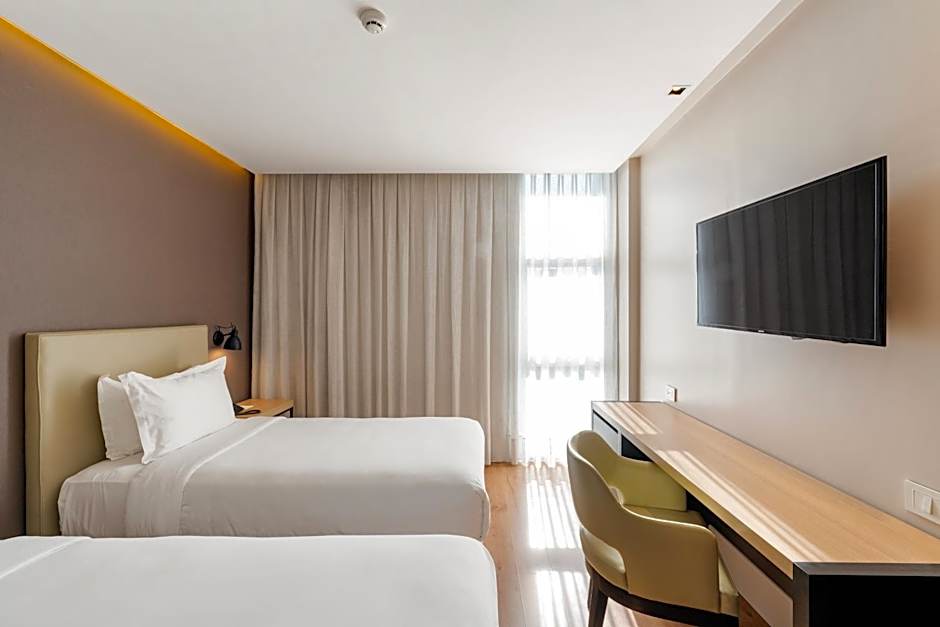 Palmaroga Hotel Asuncion, Tapestry Collection by Hilton