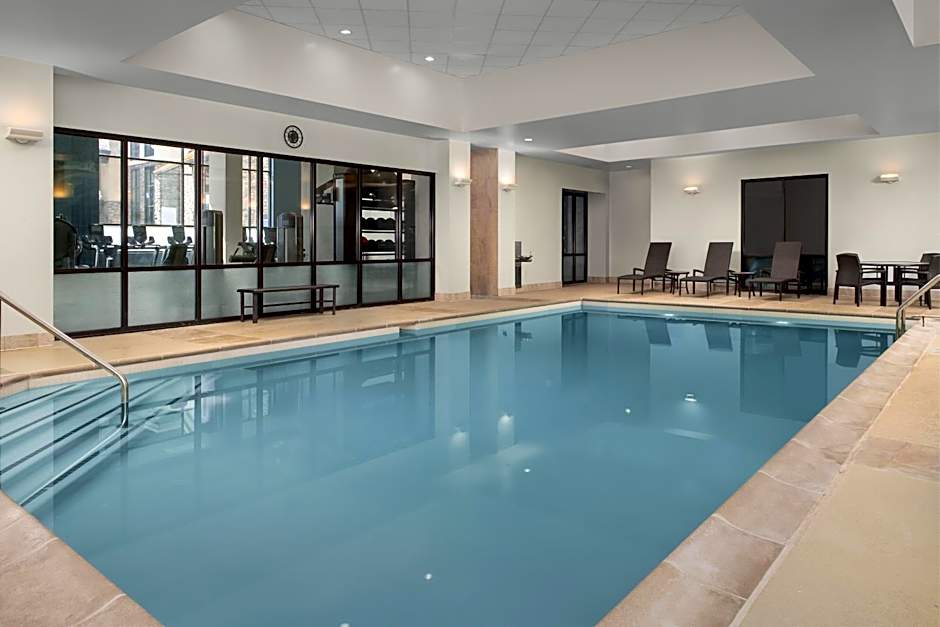 Embassy Suites By Hilton Springfield