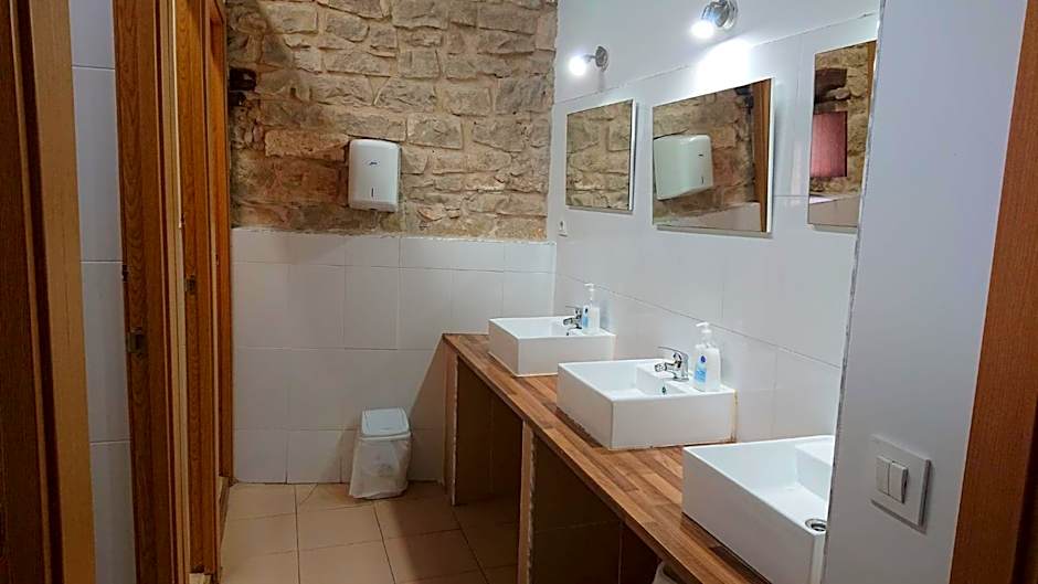 Albergue Sansol - El oasis del camino francés - Exclusivo para peregrinos