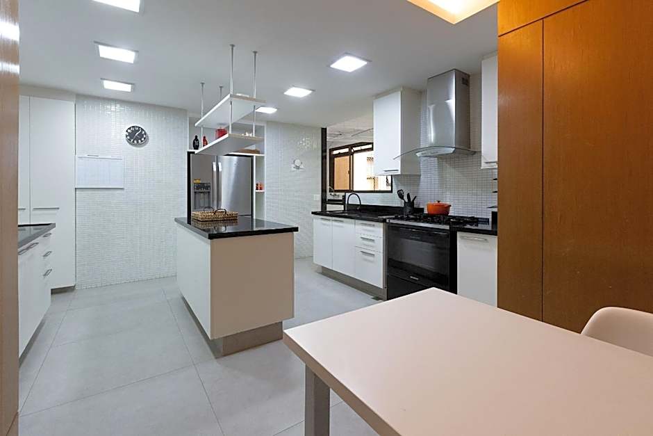 Leblon - Rua Almirante Guilhem | Cobertura à Beira-Mar