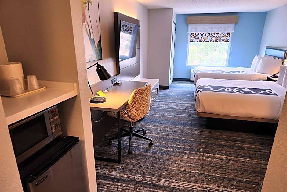 La Quinta Inn & Suites by Wyndham Warner Robins - Robins Afb
