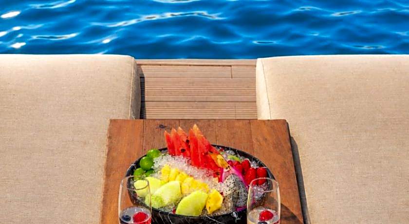 Mare Deluxe Residences  & Villas