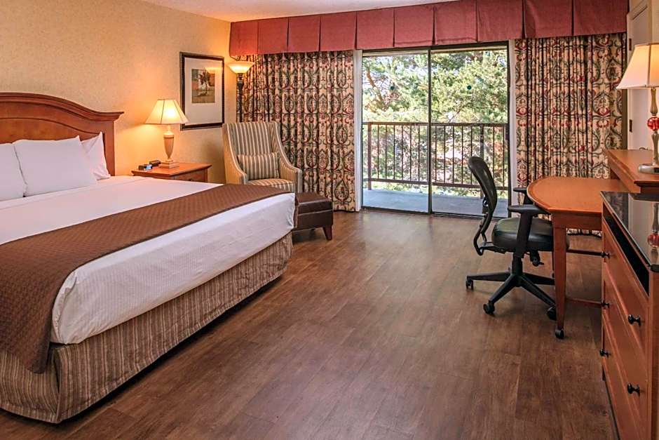 Red Lion Hotel Pasco Airport & Conference Center