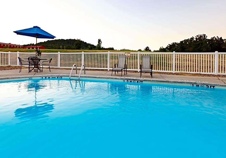 Holiday Inn Express Hotels & Suites Mountain Home By IHG