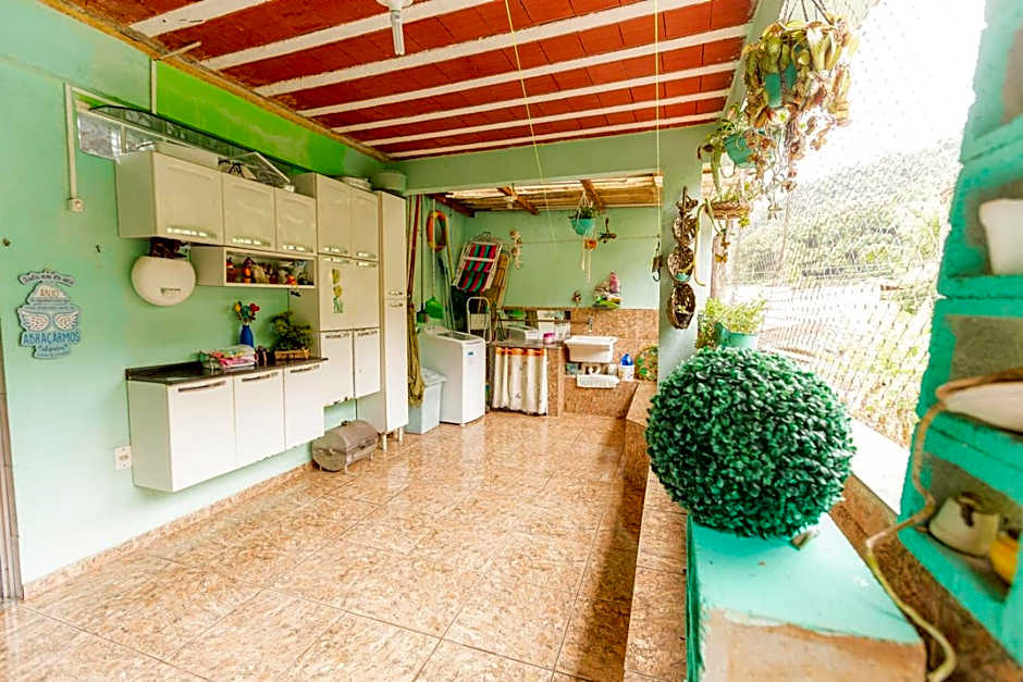 Apto a 800m da Praia do Jardim em Angra dos Reis