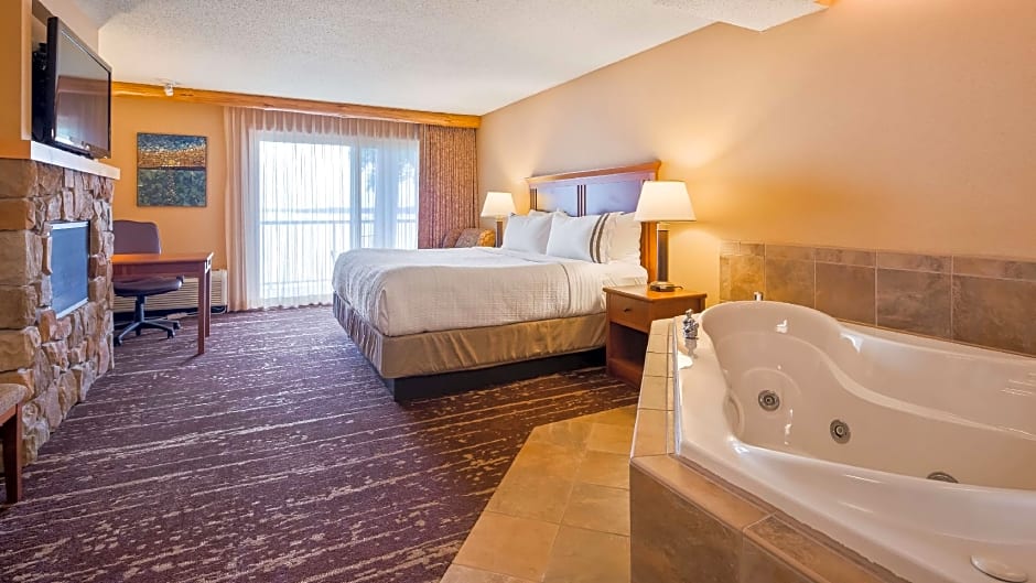 Best Western Premier The Lodge On Lake Detroit