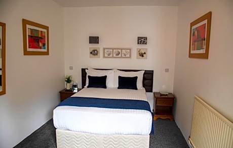 Deluxe Double Room - Pet Friendly