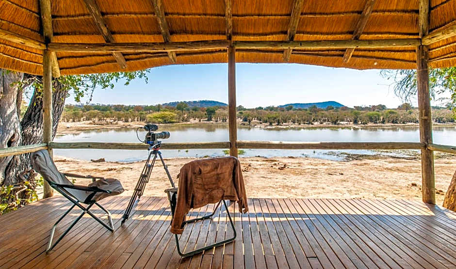 Ghoha Hills Savuti Lodge