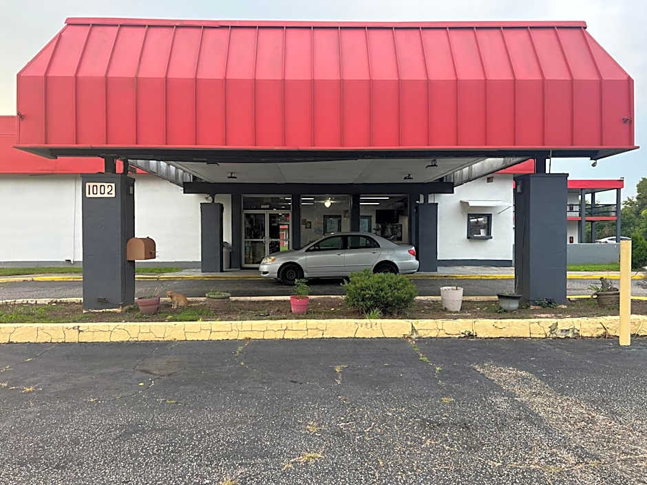 SPRINGWOOD HOTEL, Opelika I-85 Columbus Pkwy