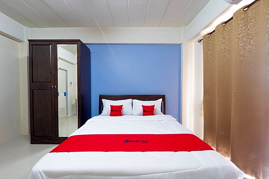 Si Fah at Bangsaen Hotel