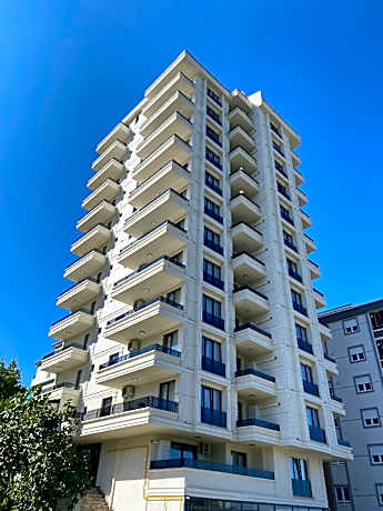 B&C Luxury Residance