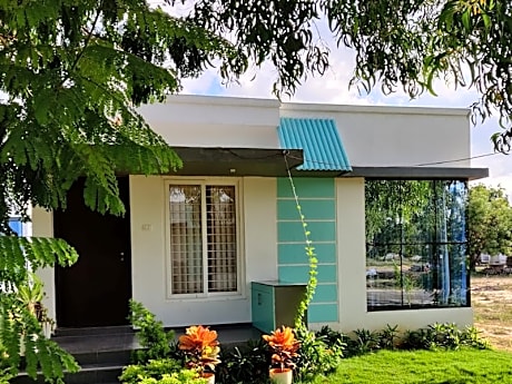 PONDICHERRY BEACH VILLA