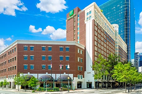 Holiday Inn Charlotte Center City, an IHG Hotel