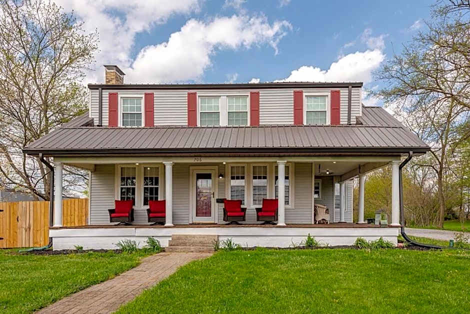 Mayor's Large Family House Hot Tub Sleeps 16 Piano, 2 Kitchens, Ark 5 Mins