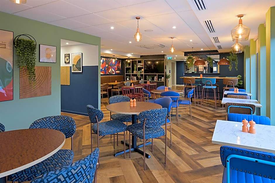 Travelodge Harrogate West Park