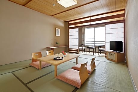 Japanese-Style Room with Shared Bathroom - Non-Smoking