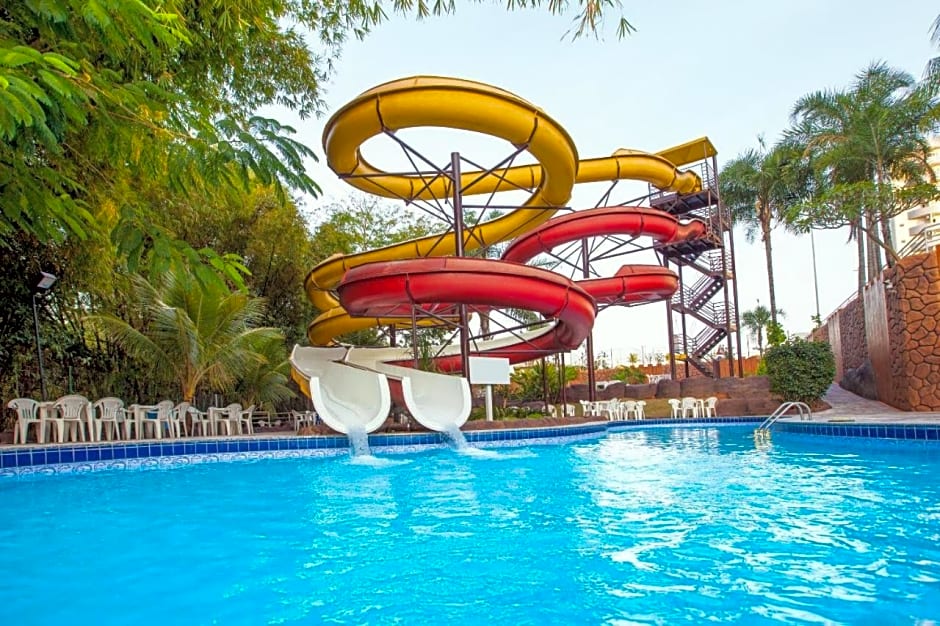 Hotel golden dolphin grand hotel 111